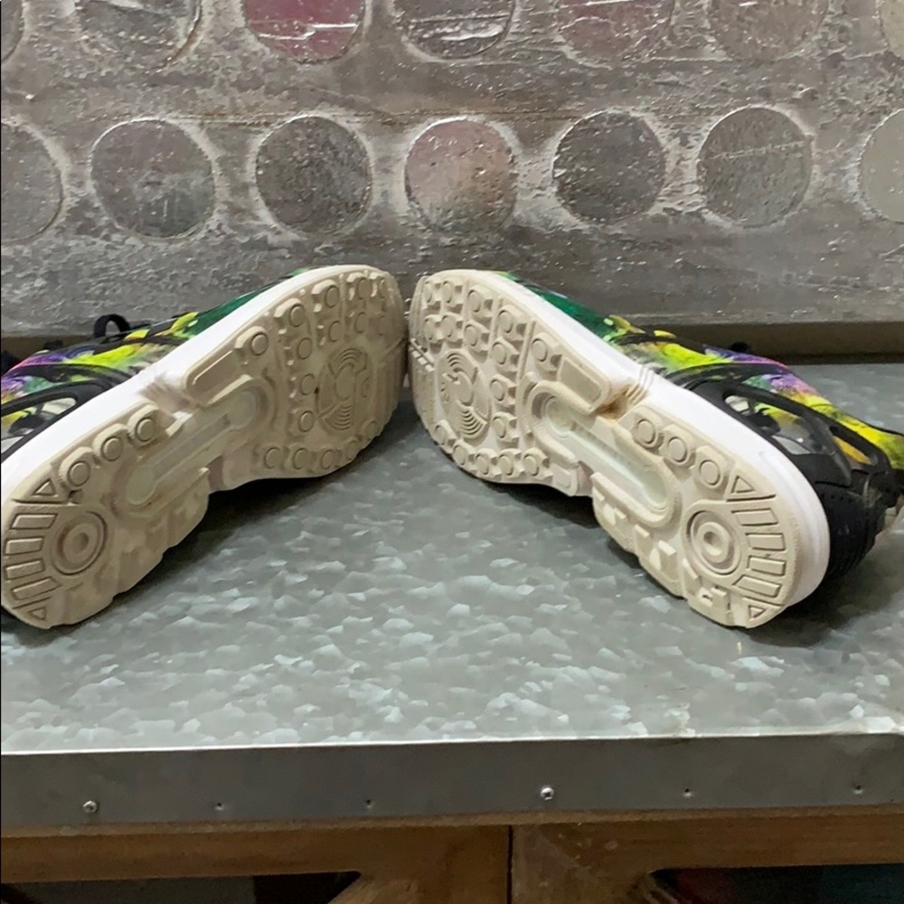 Shoes - Picture 6 of 6